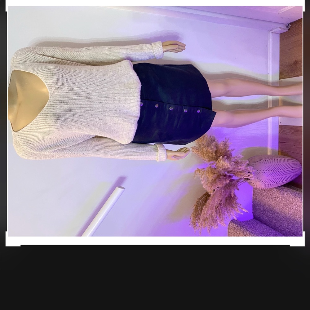 H&M Cream Sweater - Picture 6 of 12